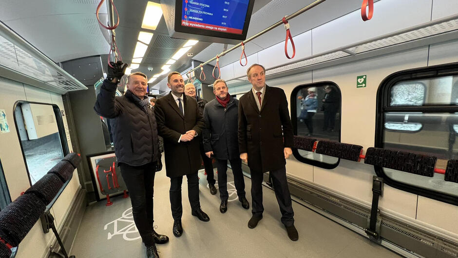Czterej mężczyźni w pociągu