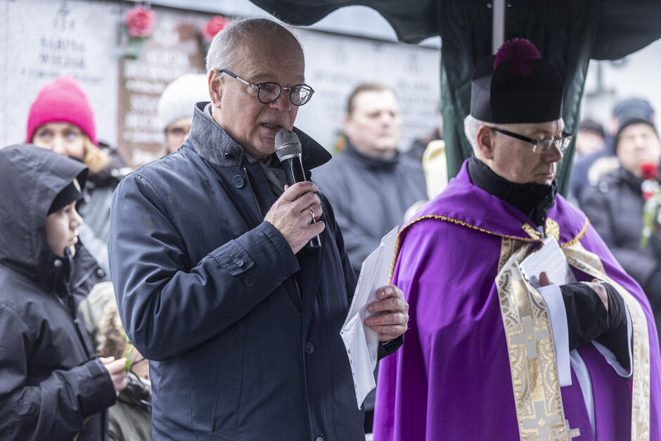 gcm-download-1920-20250203-pogrzeb-longin-mazewski-024-67a0e3fe56c2f