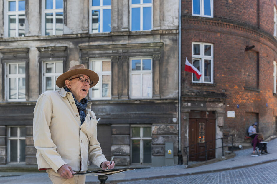 gcm-download-2500-20250501-urban-sketchers-19-6813977a824ad