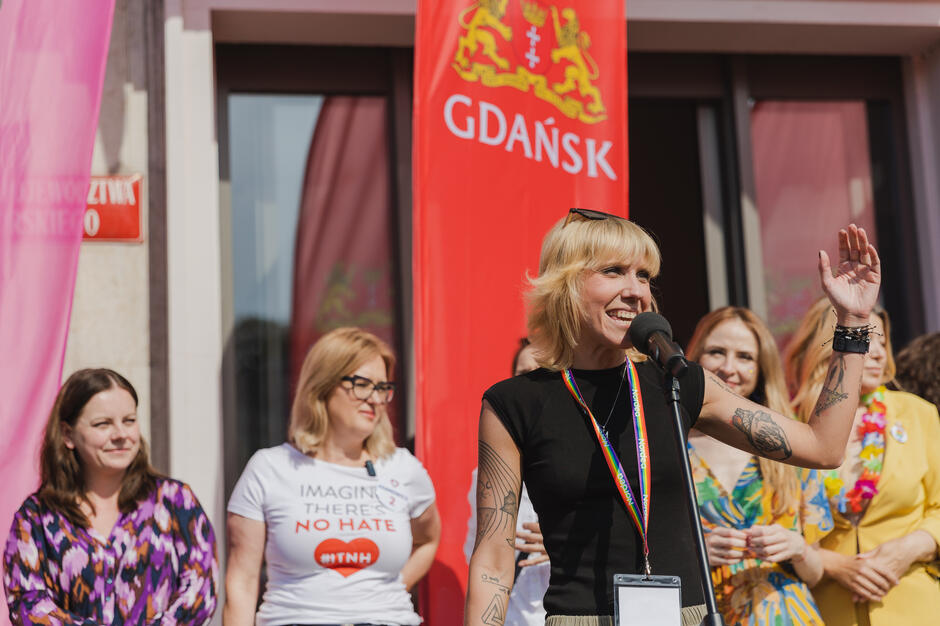 gcm-download-1920-20240525-marsz-rownosci-22-68400100950a4