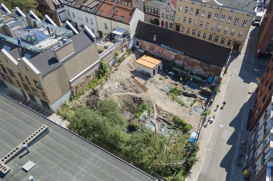 zdjęcie z drona na miasto z lotu ptaka 