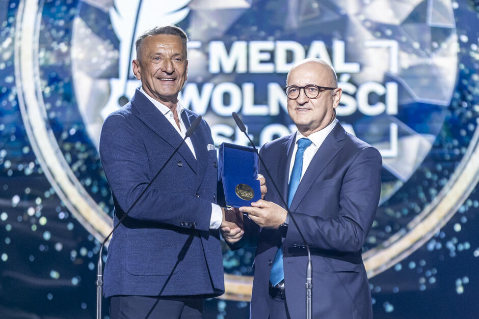 gcm-download-1920-20250829-medal-wolnosci-slowa-027-68b20936cd00b