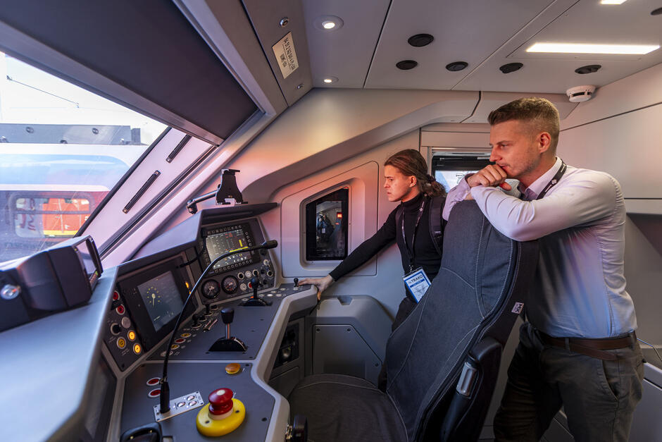 gcm-download-1920-20250925-targi-trako-021-68d6745be901b