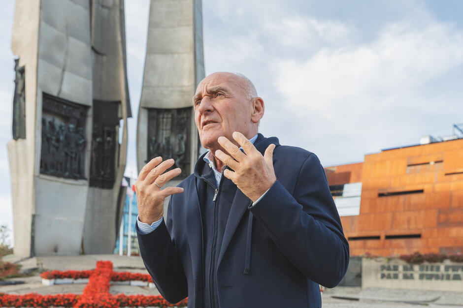 gcm-download-1920-20251010-czeslaw-lang-6-68e94109b9af3