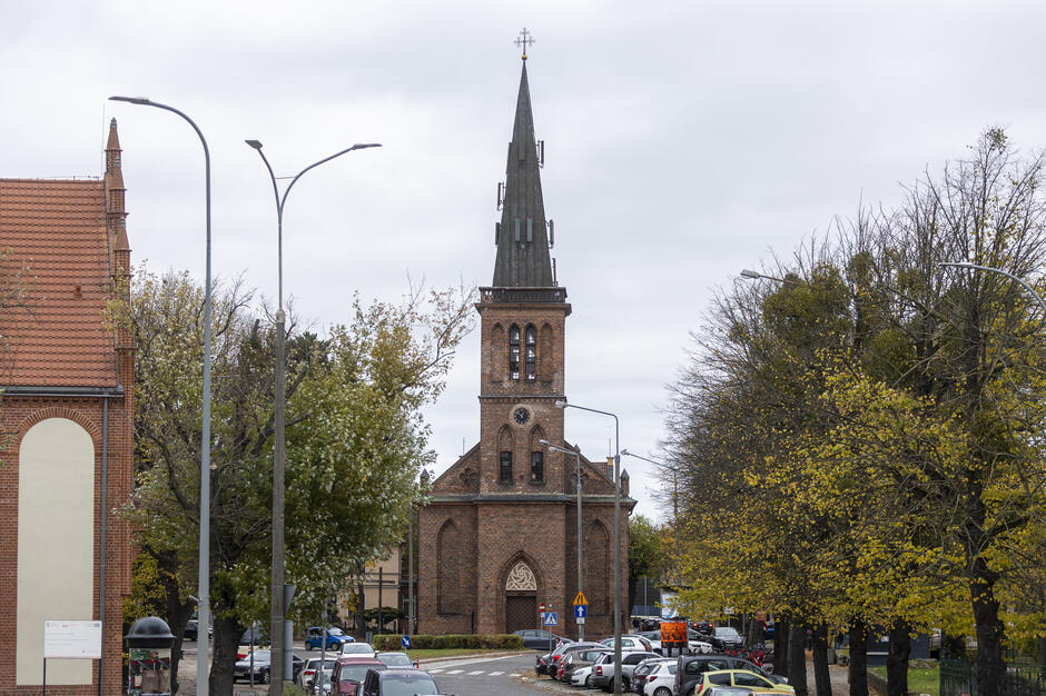 gcm-download-2500-20251027-proboszcz-cholewa-orunia-zegar-002.61a4db43