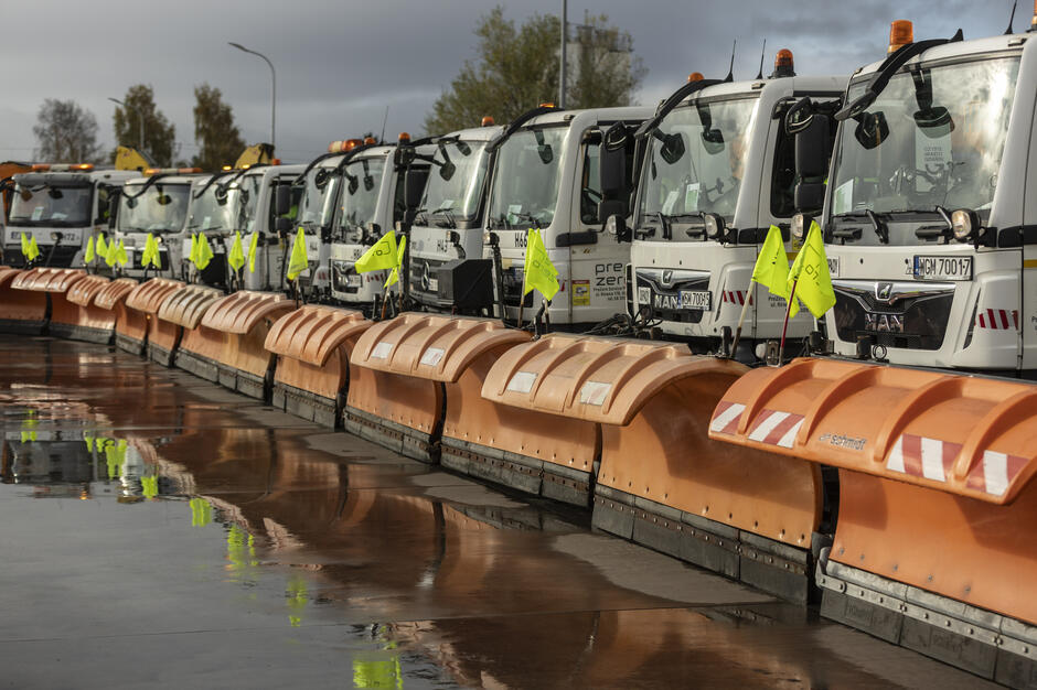gcm_download_2500_2025_10_28_utrzymanie_zimowe_017_6ec740ef
