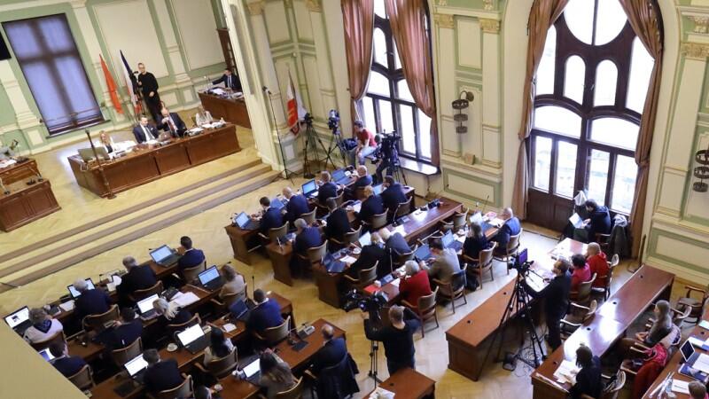 Widok Sali z góry, podczas sesji