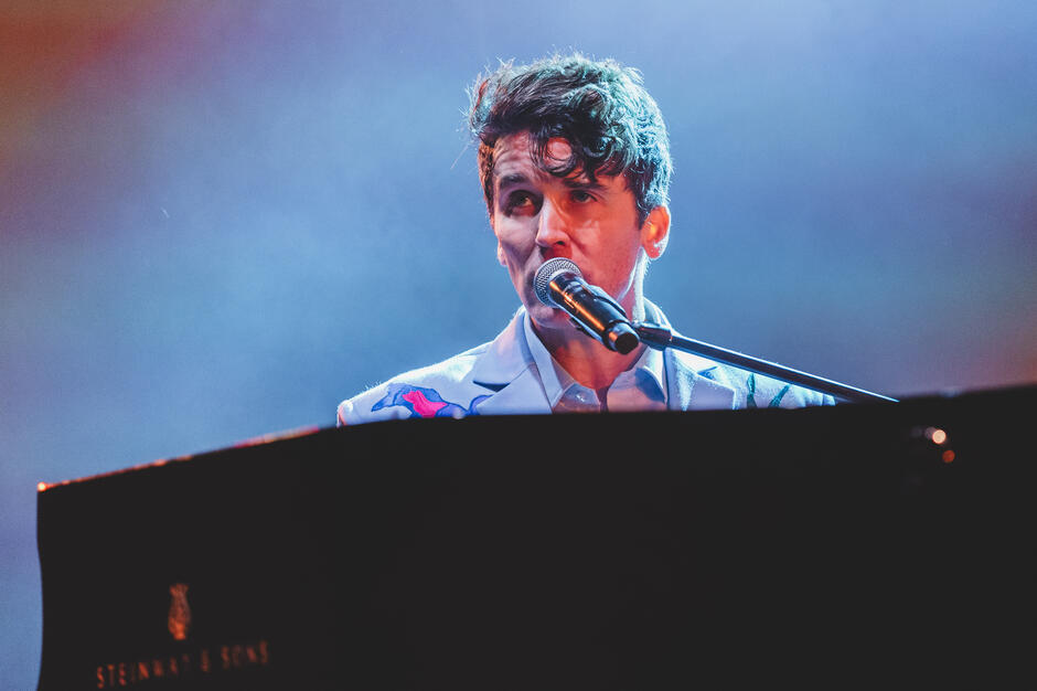 gcm-download-2500-20251108-inside-seaside-123.161a7e42