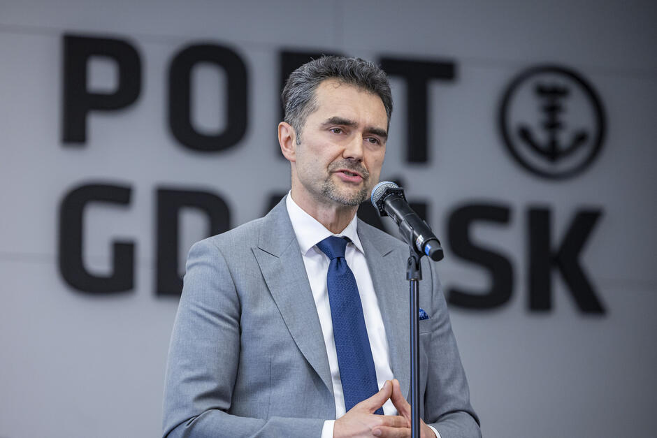 gcm-download-1920-20251114-umowa-port-pkp-012.9c371d9e