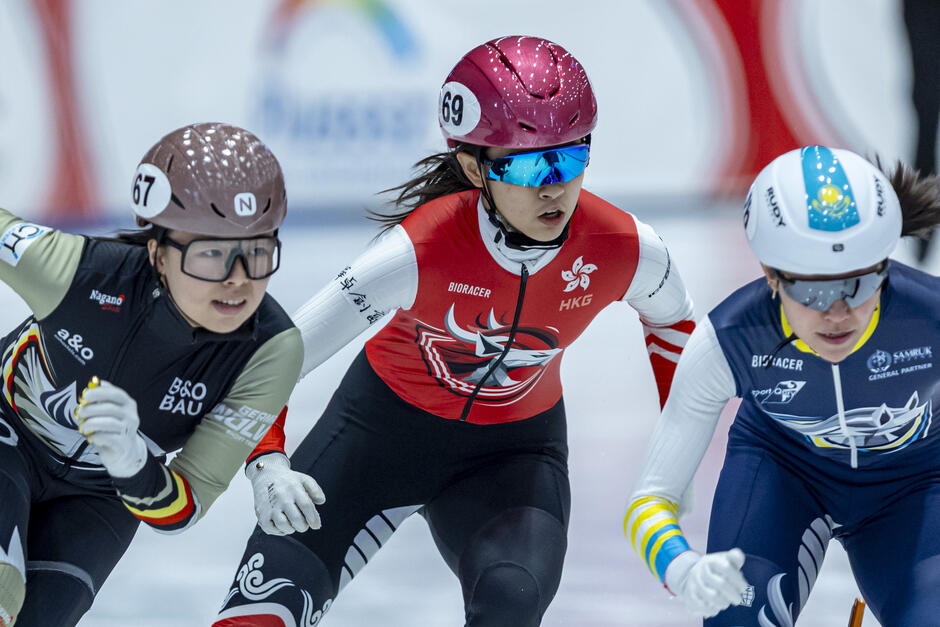 gcm-download-1920-20251121-shorttrack-hala-olivia-030.19b58e6b