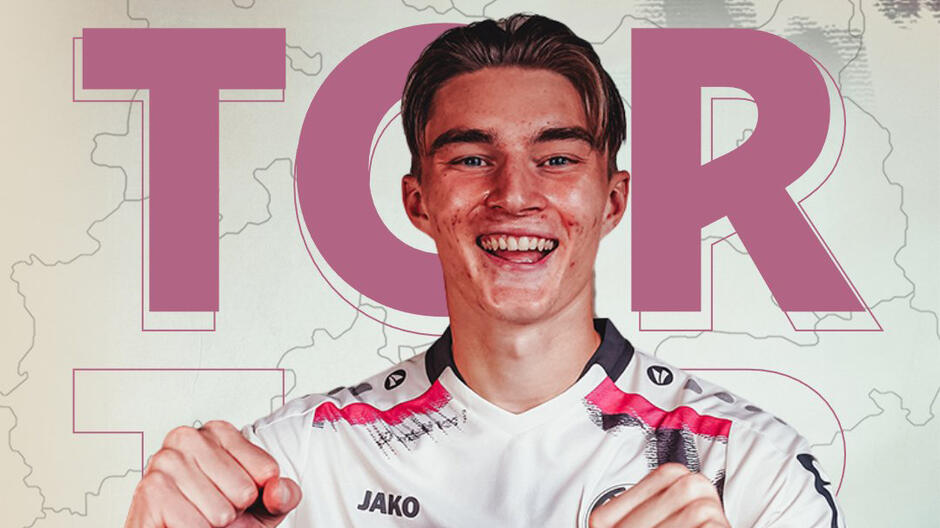 Tor-czyli-po-niemiecku-gol-Potulski-strzelil-go-poteznemu-Bayernowi-Monachium