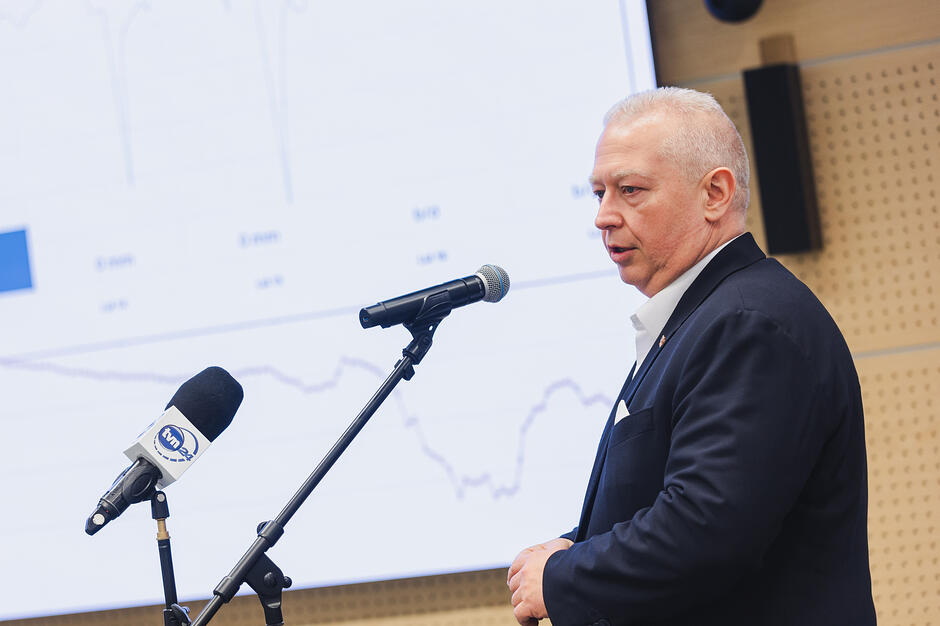 gcm-download-1920-20260215-amber-expo-briefing-12.bcc43c71