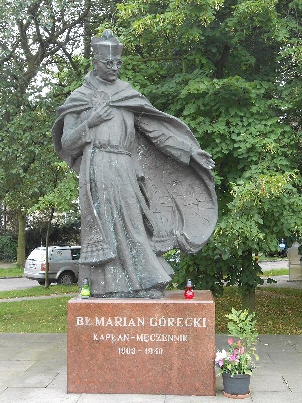 Pomnik_Mariana_Goreckiego