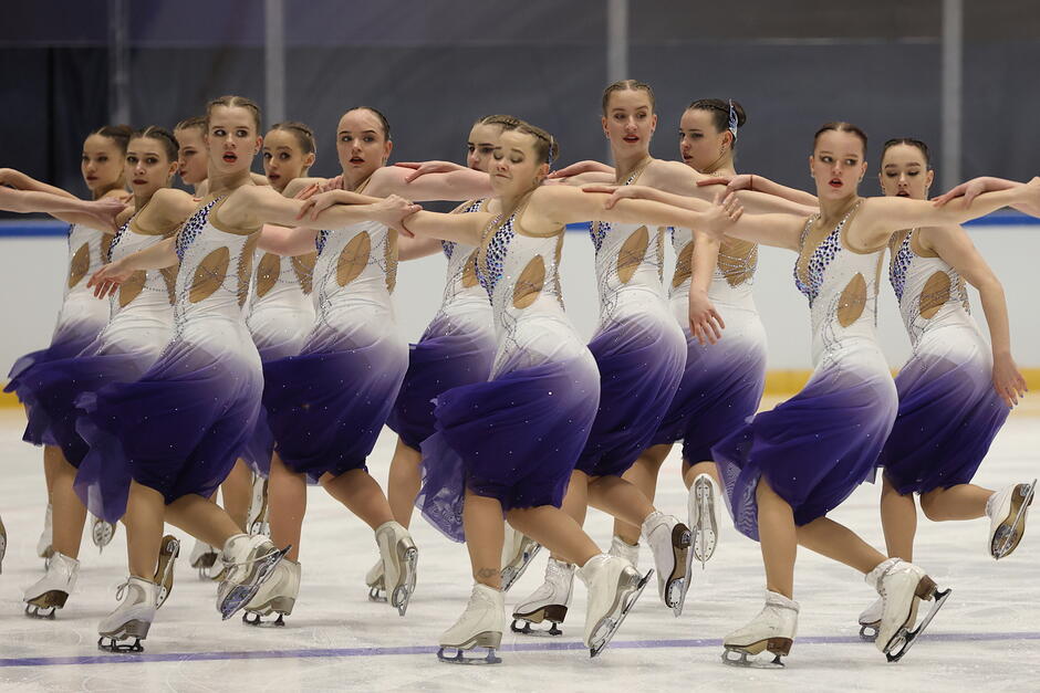 Hevelius Cup łyżwiarstwo synchroniczne.