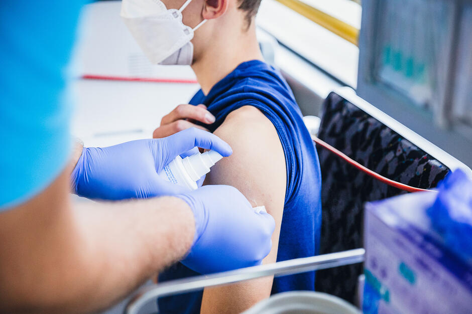 Mobilny Punkt Szczepień przy SP 12