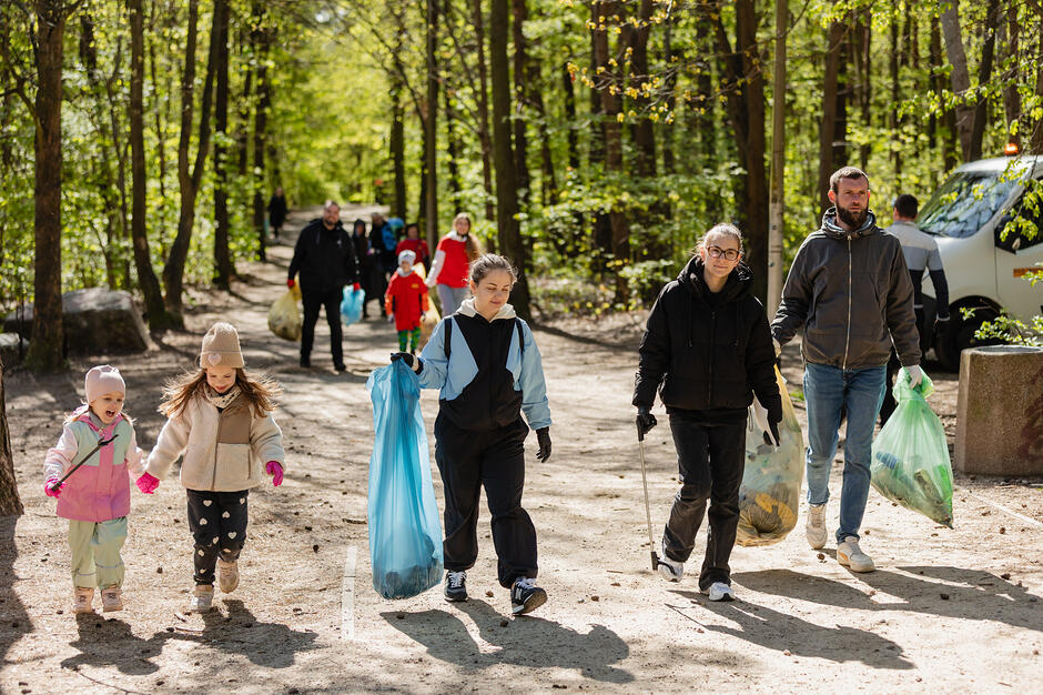 gcm-download-1920-20250426-sprzatanie-swiata-58.47b70d00