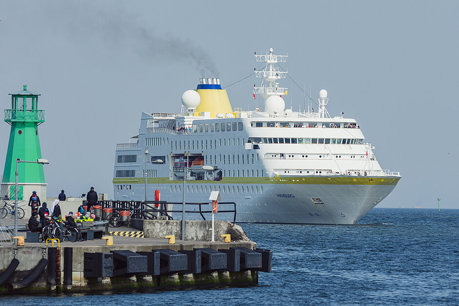 gcm-download-1920-20230420-wycieczkowiec-hamburg-11.aef1a126