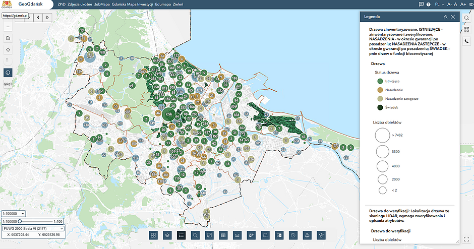 Zrzut ekranu z mapą miasta, na której zaznaczone są drzewa w mieście.
