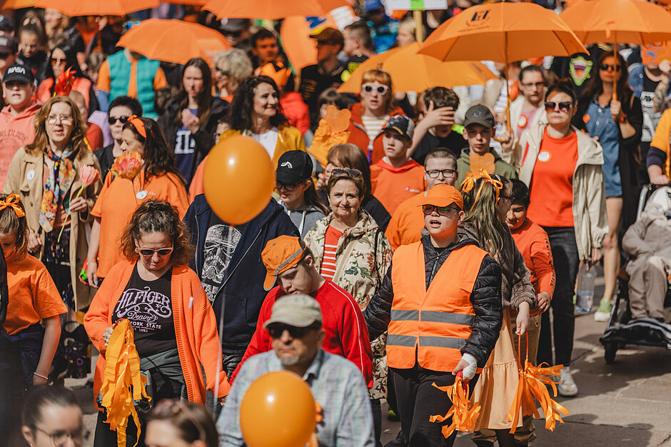 Parada z okazji Dnia Godności Osób z Niepełnosprawnością Intelektualną