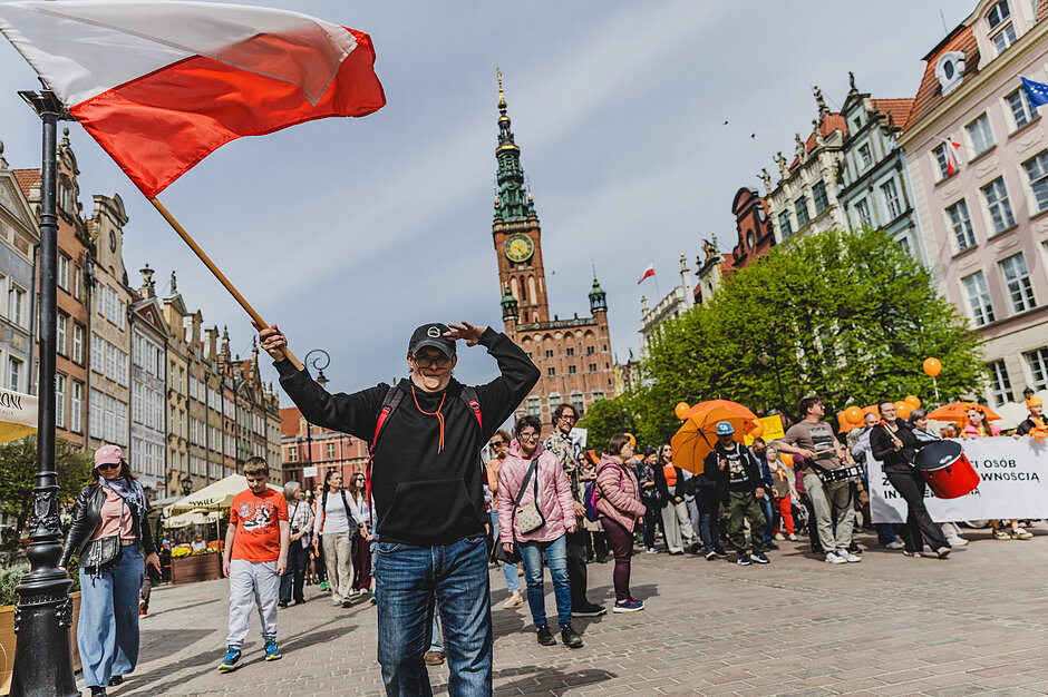 Parada z okazji Dnia Godności Osób z Niepełnosprawnością Intelektualną