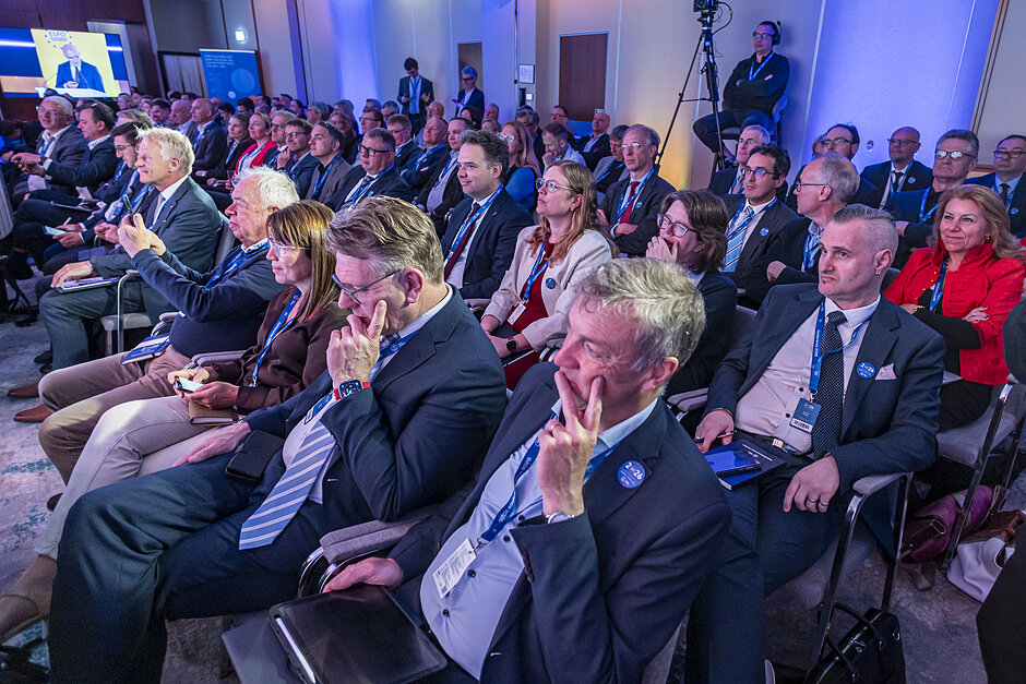 gcm-download-1920-20260507-konferencja-espo-port-033.f260bc3d