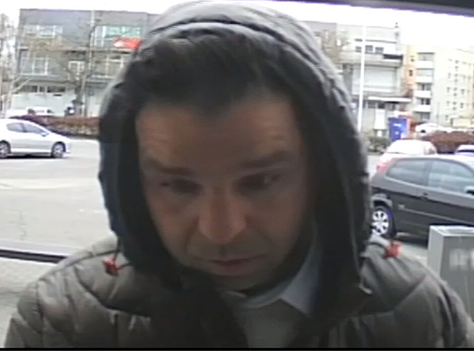 Ci mężczyźni mogą mieć związek z kradzieżą portfela (4)