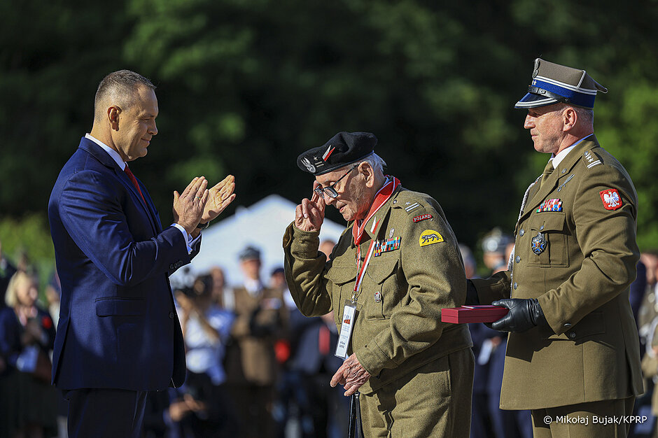 31_Karol_Nawrocki_Polski_Cmentarz_Wojenny_Monte _Cassino_20260518_MWB23660_1