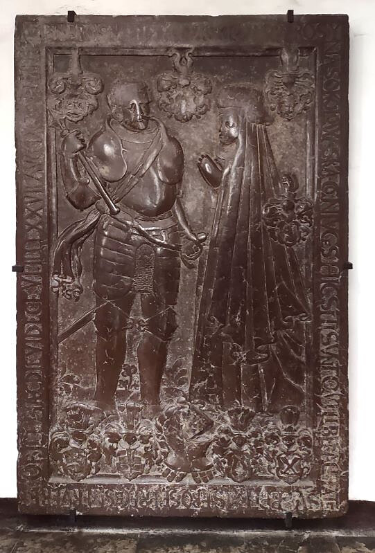 Płyta_nagrobna_Feliksa_Konarskiego_i_Eufrozyny_z_Sokołowskich