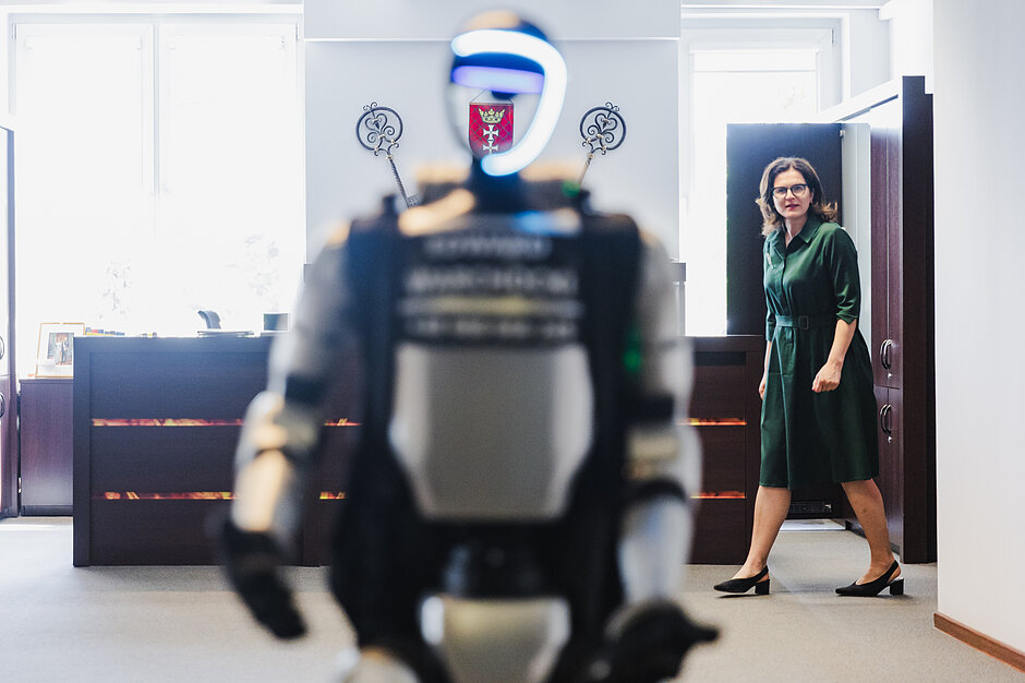 Robot Edward Warchocki z wizytą w UMG