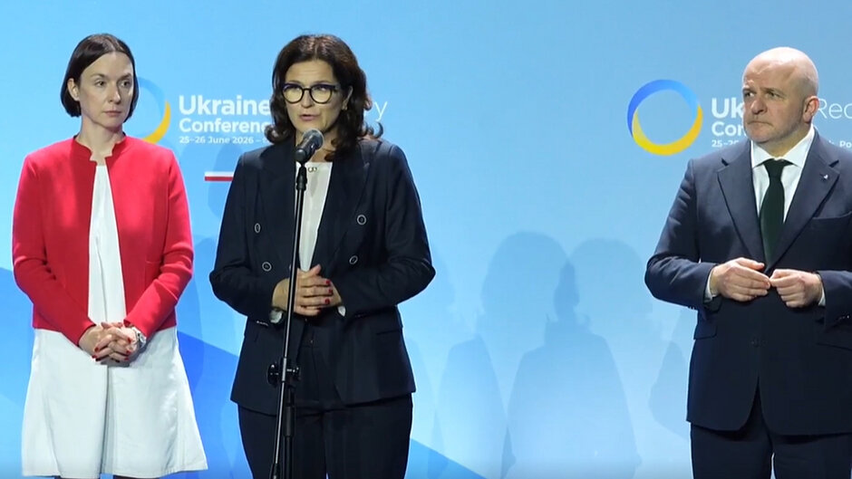 Ukraine Recovery Conference 2026 wpisuje się w cykl międzynarodowych spotkań poświęconych odbudowie Ukrainy, organizowanych wcześniej m.in. w Lugano, Londynie, Berlinie i Rzymie.&nbsp;