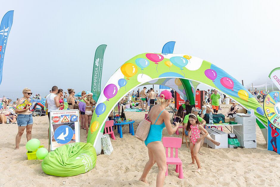 Piknik rodzinny na plaży w Brzeźnie