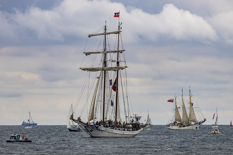 gcm-download-1920-2025-07-12-Parada-Baltic-Sail-020.d7958050.JPG