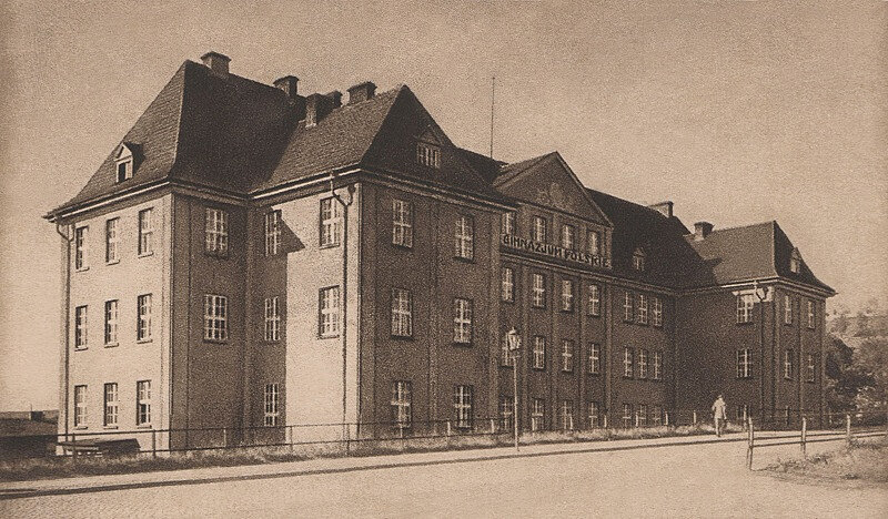 Gimnazjum_Polskie,_1920–1939 (1)