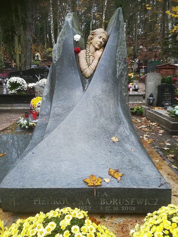 Nagrobek_Aliny_Pienkowskiej