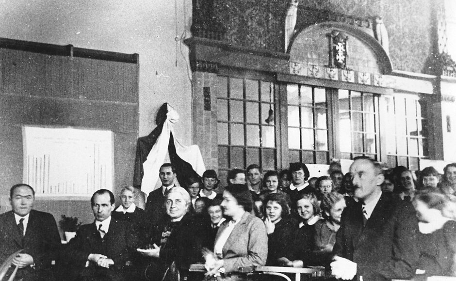 fotokronika-polskich-szkol-handlowych-1993