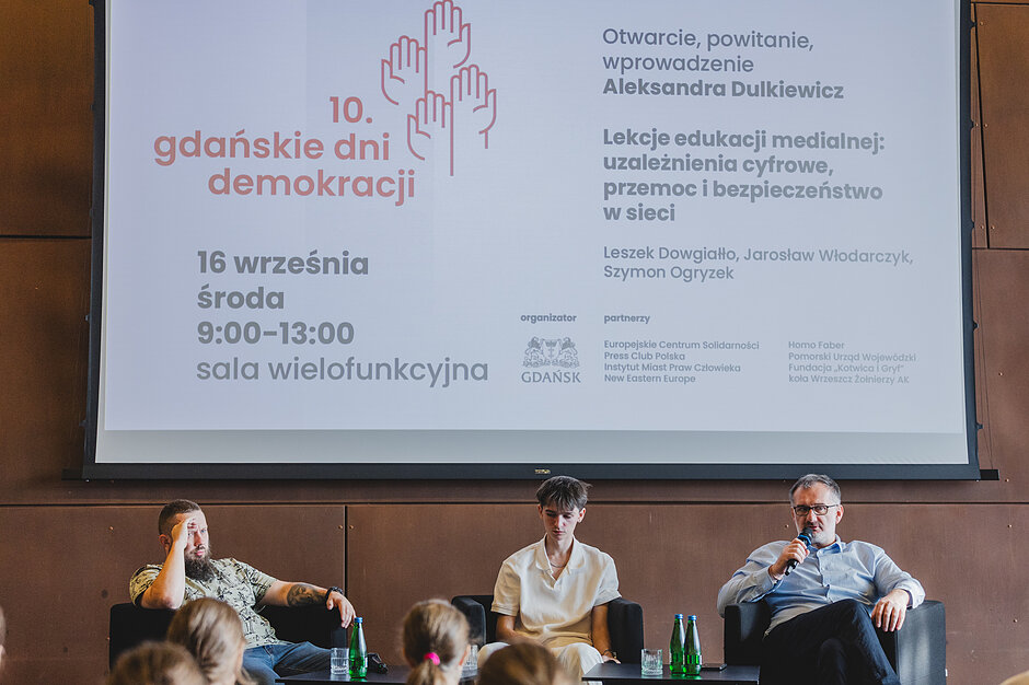Lekcje edukacji medialnej. Uzależnienia cyfrowe, przemoc i bezpieczeństwo sieci
