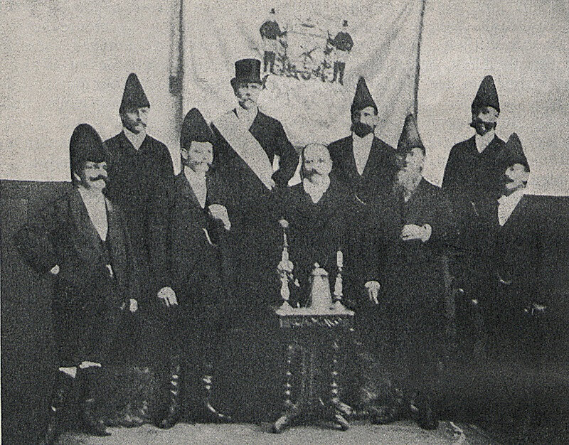 Grupa_żałobników_gdańskiej_loży_masońskiej,_1929 (1)