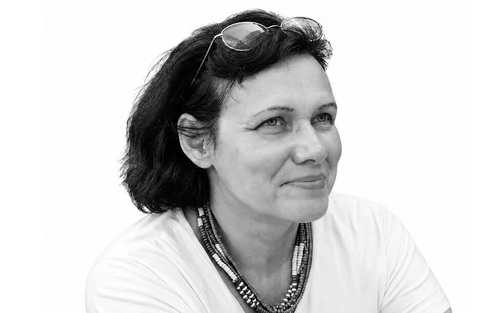 Zdjęcie kobiety lat około 50