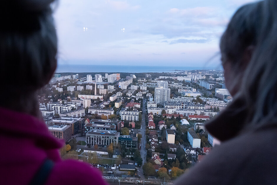 Panorama miasta z wysokiego piętra Olivia Star