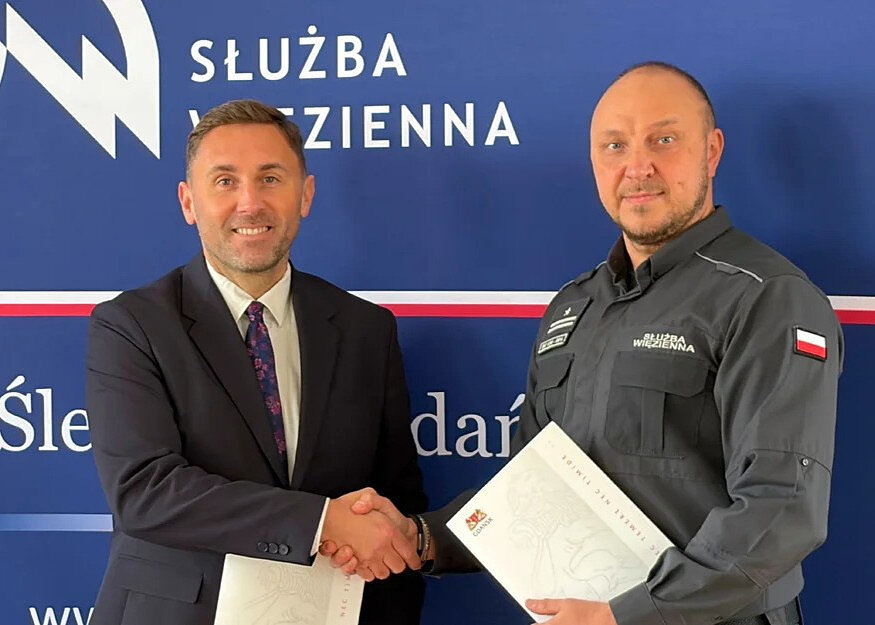 Na zdjęciu Piotr Borawski, zastępca prezydenta Gdańska oraz dyrektor Aresztu Śledczego w Gdańsku, Piotr Trzciński.