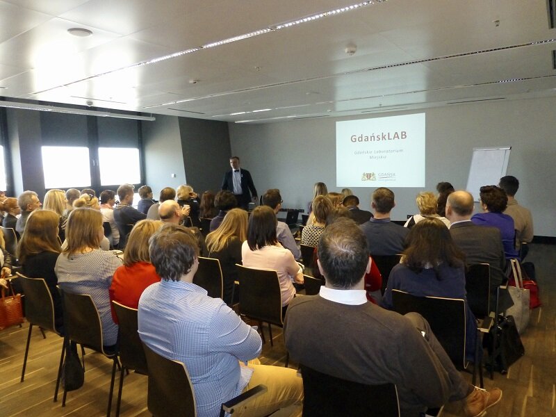 Zapowiedź startu GdańskLAB na spotkaniu w marcu 2015 r.