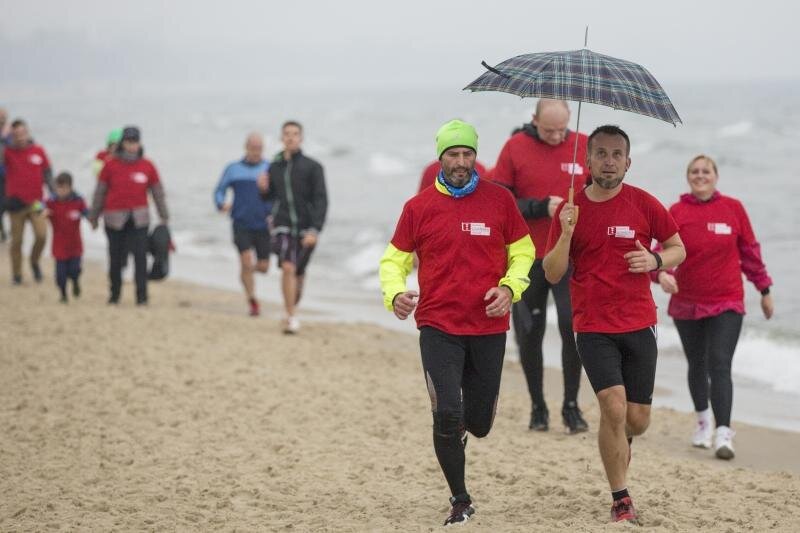 Pogoda na Gdańsk Biega nie zawsze dopisuje - w odróżnieniu od frekwencji i poczucia humoru.