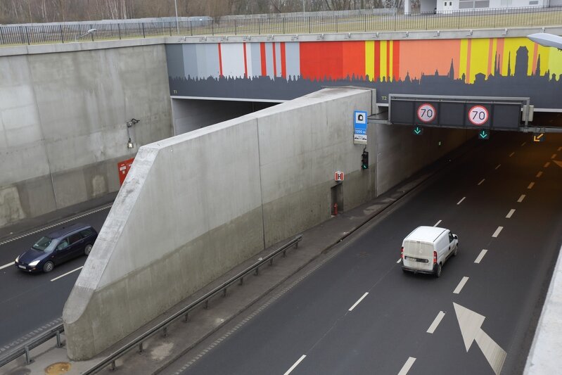 W nocy z soboty na niedzielę zaplanowano gruntowne mycie tunelu pod Martwą Wisłą