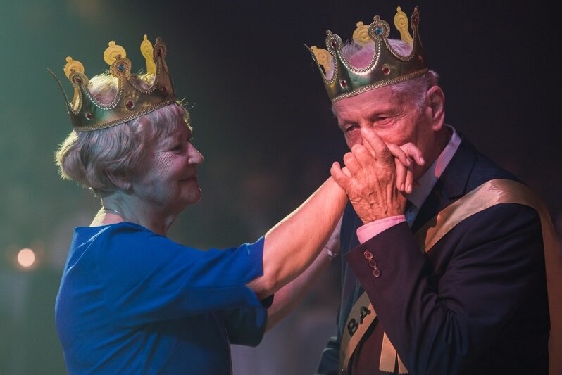 Podczas balu wyróżniono najaktywniejszych seniorów i ciekawe inicjatywy na rzecz osób starszych