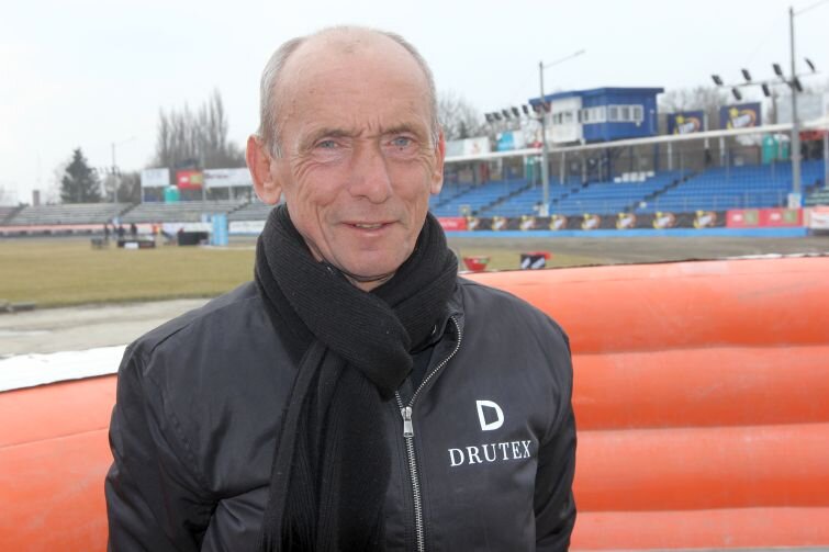 Zenon Plech, mistrz żużlowy podczas swojego benefisu na Stadionie im. Z. Podleckiego