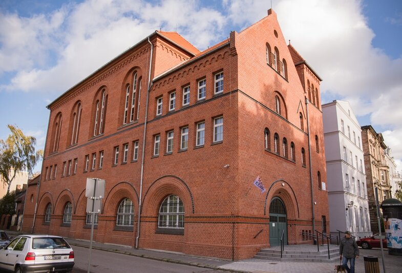 Kto by pomyślał - CSW Łaźnia obchodzi już swoje 20. urodziny. NZ. oddział Łaźni na Dolnym Mieście