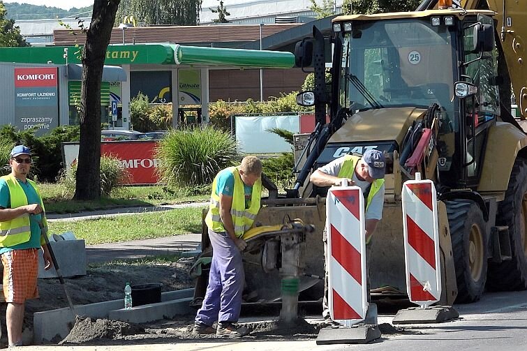 Intensywne prace remontowe na trzech odcinkach Alei Grunwaldzkiej