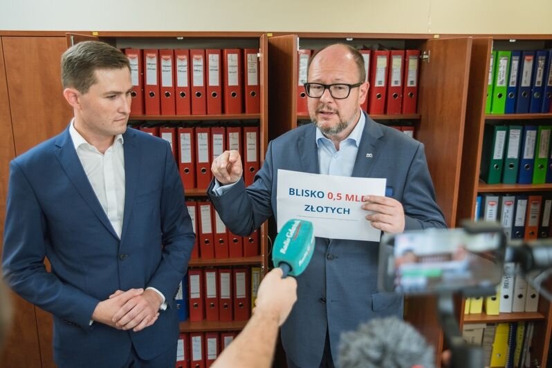 Piotr Grzelak i Paweł Adamowcz podczas briefingu 21 wrzesnia w Gdańskim Zarzadzie Dróg i Zieleni 