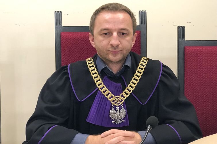 Orzeczenie wydał sędzia Krzysztof Bradziszewicz, który niedawno awansował z sądu rejonowego do Sądu Okręgowego w Gdańsku, wydział cywilny