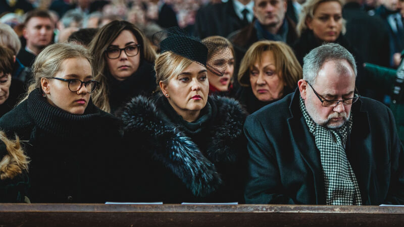 Antonina, Magdalena i Piotr Adamowicz